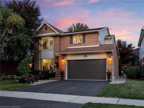 2079 Hunters Wood Drive, Burlington, ON - Outdoor With Facade