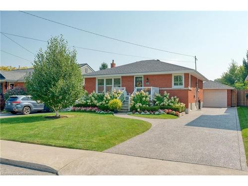 27 Hoover Crescent, Hamilton, ON - Outdoor