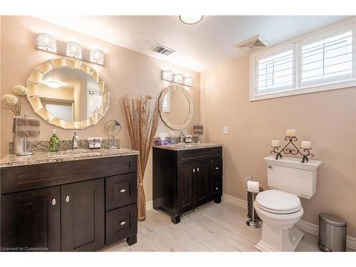 27 Hoover Crescent, Hamilton, ON - Indoor Photo Showing Bathroom