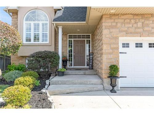 8301 Mullen Court, Niagara Falls, ON - Outdoor