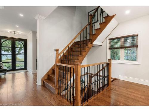 3223 Lakeshore Road, Burlington, ON - Indoor Photo Showing Other Room