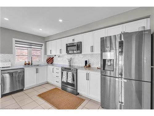 63 Hogan Manor Drive, Brampton, ON - Indoor Photo Showing Kitchen With Stainless Steel Kitchen With Upgraded Kitchen