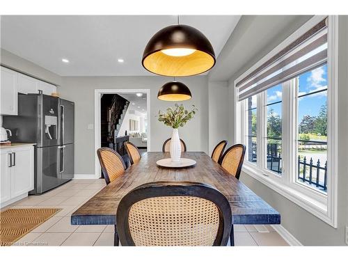 63 Hogan Manor Drive, Brampton, ON - Indoor Photo Showing Dining Room