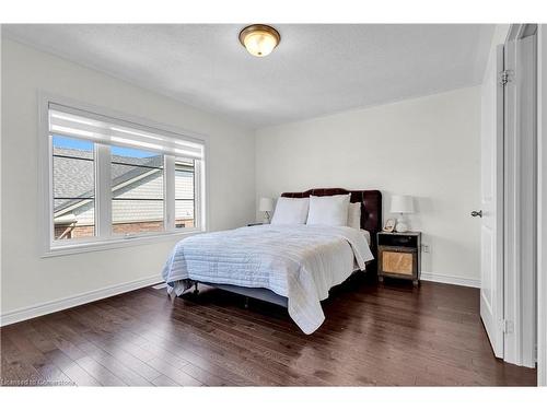 63 Hogan Manor Drive, Brampton, ON - Indoor Photo Showing Bedroom