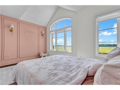 63 Hogan Manor Drive, Brampton, ON - Indoor Photo Showing Bedroom