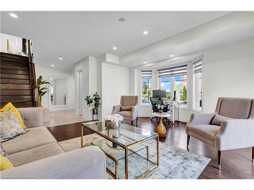 63 Hogan Manor Drive, Brampton, ON - Indoor Photo Showing Living Room