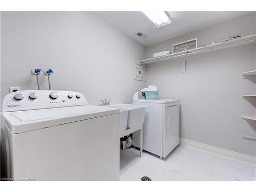 242 Belvenia Road, Burlington, ON - Indoor Photo Showing Laundry Room