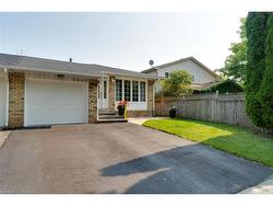 3448 Caplan Crescent  Burlington, ON L7N 2P8