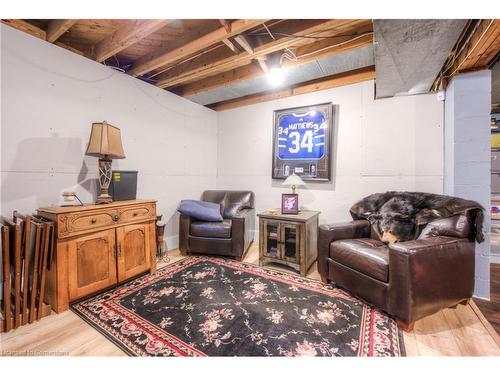 1095 Governors Road, Dundas, ON - Indoor Photo Showing Basement