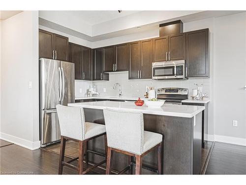 802-90 Charlton Avenue W, Hamilton, ON - Indoor Photo Showing Kitchen With Stainless Steel Kitchen