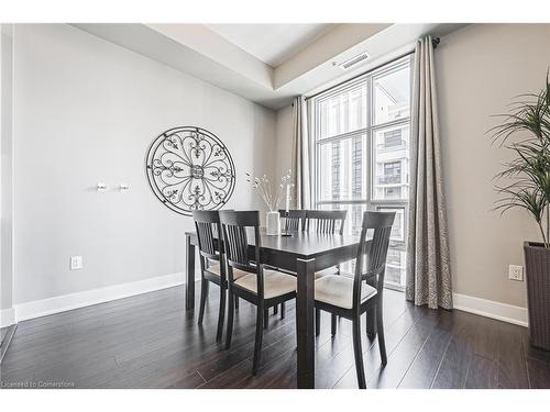 802-90 Charlton Avenue W, Hamilton, ON - Indoor Photo Showing Dining Room