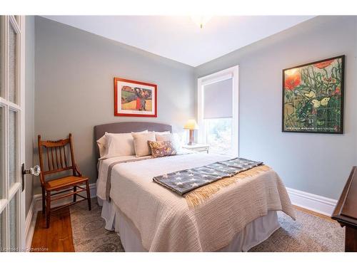 141 Markland Street, Hamilton, ON - Indoor Photo Showing Bedroom