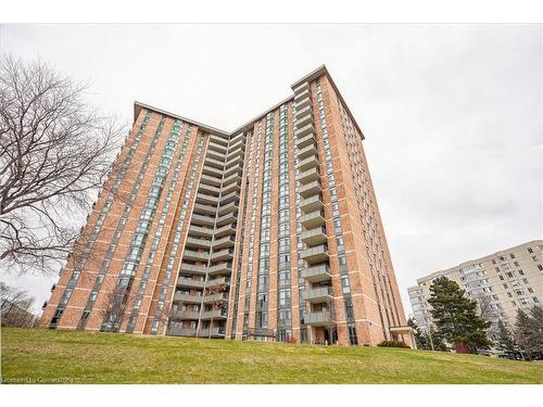 908-5250 Lakeshore Road, Burlington, ON - Outdoor With Balcony With Facade