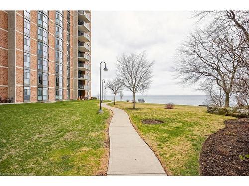 908-5250 Lakeshore Road, Burlington, ON - Outdoor With Body Of Water With Balcony