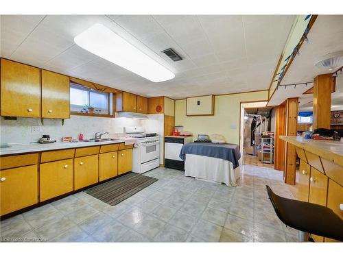 929 Upper Ottawa Street, Hamilton, ON - Indoor Photo Showing Kitchen With Double Sink