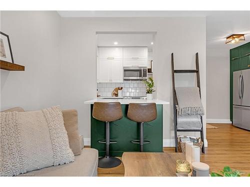 208-37 Mericourt Road, Hamilton, ON - Indoor Photo Showing Kitchen