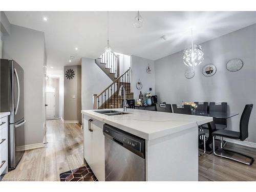 607 Knox Avenue, Hamilton, ON - Indoor Photo Showing Kitchen With Double Sink