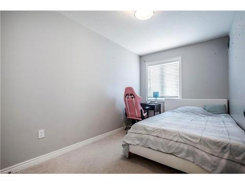 607 Knox Avenue, Hamilton, ON - Indoor Photo Showing Bedroom