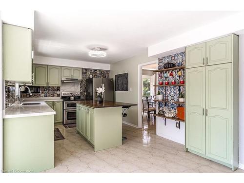 2010 Keller Court, Burlington, ON - Indoor Photo Showing Kitchen With Double Sink