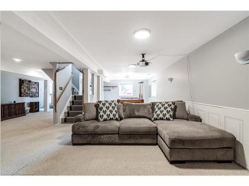 2010 Keller Court, Burlington, ON - Indoor Photo Showing Living Room