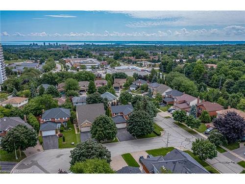 2010 Keller Court, Burlington, ON - Outdoor With View