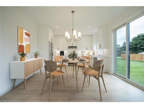 161 Pike Creek Drive, Cayuga, ON - Indoor Photo Showing Dining Room