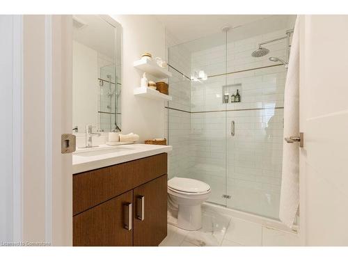 125-30 Times Square Boulevard Boulevard, Stoney Creek, ON - Indoor Photo Showing Bathroom