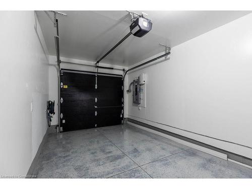 125-30 Times Square Boulevard Boulevard, Stoney Creek, ON - Indoor Photo Showing Garage