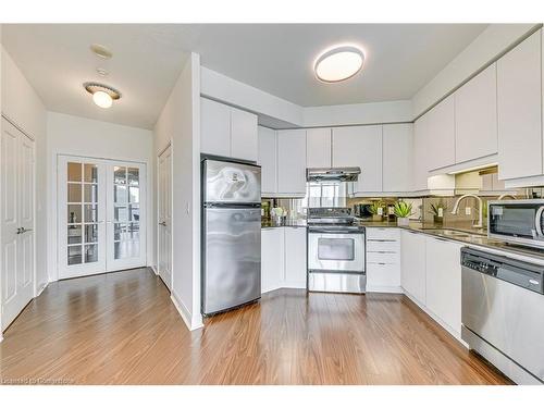 1506-70 Absolute Avenue, Mississauga, ON - Indoor Photo Showing Kitchen With Stainless Steel Kitchen