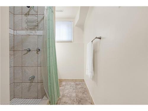 3 Morton Avenue, Brantford, ON - Indoor Photo Showing Bathroom