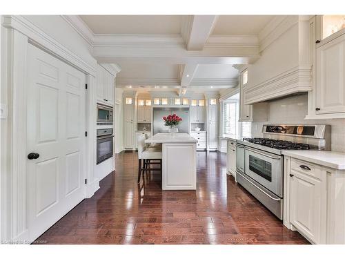 2314 Hoover Court, Burlington, ON - Indoor Photo Showing Kitchen