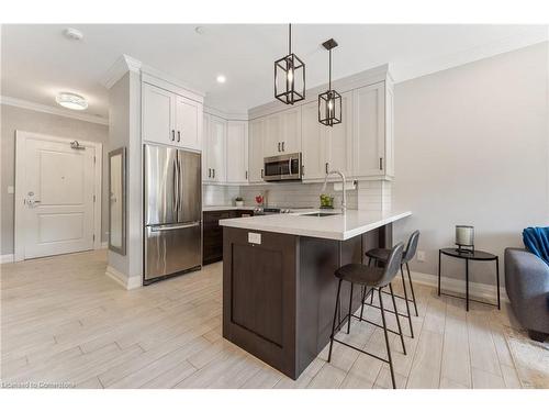 112-257 Millen Road, Stoney Creek, ON - Indoor Photo Showing Kitchen With Upgraded Kitchen