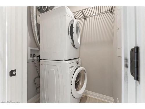 112-257 Millen Road, Stoney Creek, ON - Indoor Photo Showing Laundry Room