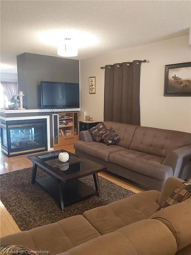 5130 Des Jardines Drive, Burlington, ON - Indoor Photo Showing Living Room