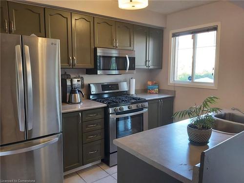 5130 Des Jardines Drive, Burlington, ON - Indoor Photo Showing Kitchen With Stainless Steel Kitchen With Double Sink