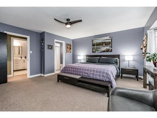 56 Kimberly Drive, Hamilton, ON - Indoor Photo Showing Bedroom