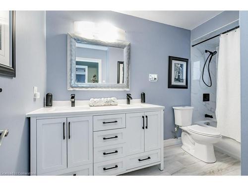 56 Kimberly Drive, Hamilton, ON - Indoor Photo Showing Bathroom