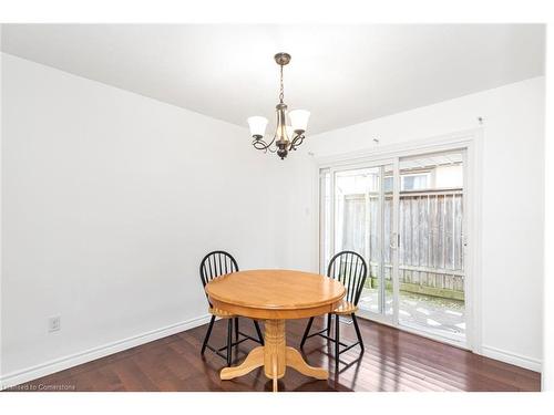 111 Buckingham Drive, Hamilton, ON - Indoor Photo Showing Dining Room