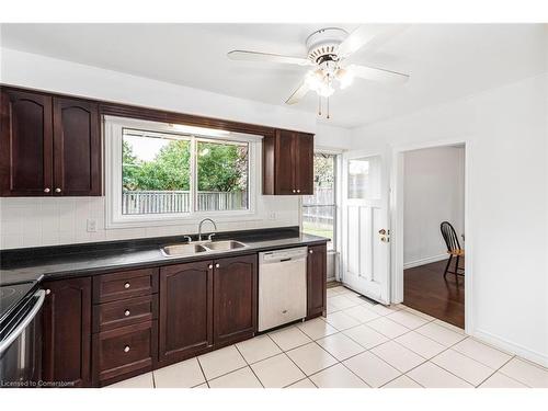 111 Buckingham Drive, Hamilton, ON - Indoor Photo Showing Kitchen With Double Sink