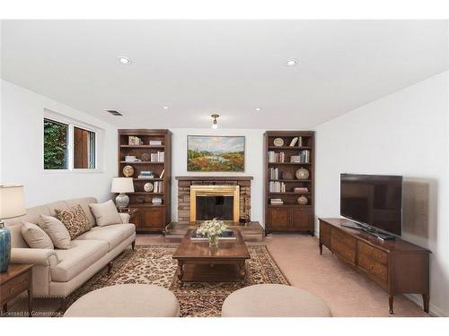 111 Buckingham Drive, Hamilton, ON - Indoor Photo Showing Living Room With Fireplace