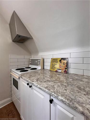 Upper-50 Gage Avenue N, Hamilton, ON - Indoor Photo Showing Kitchen