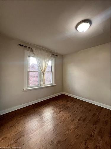 Upper-50 Gage Avenue N, Hamilton, ON - Indoor Photo Showing Other Room