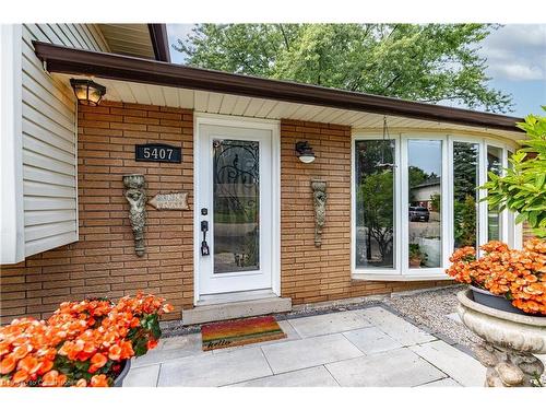 5407 Murray Crescent, Burlington, ON - Outdoor