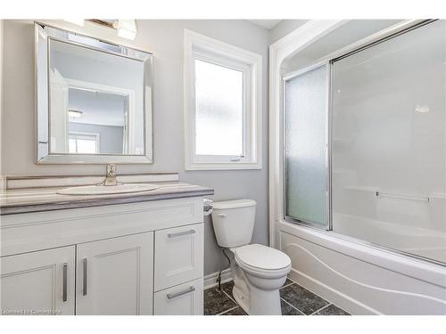 6616 Mary Drive, Niagara Falls, ON - Indoor Photo Showing Bathroom