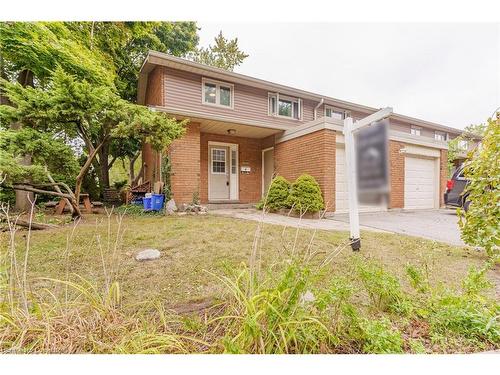 11-1270 Gainsborough Drive, Oakville, ON - Outdoor