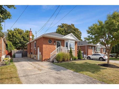 777 Queensdale Avenue E, Hamilton, ON - Outdoor