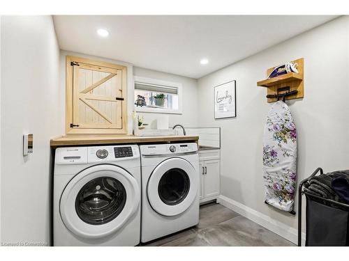 777 Queensdale Avenue E, Hamilton, ON - Indoor Photo Showing Laundry Room