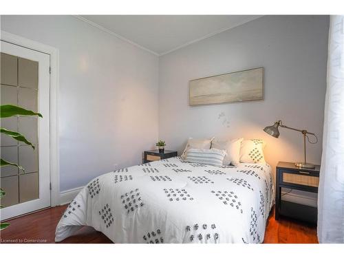 197 Fennell Avenue E, Hamilton, ON - Indoor Photo Showing Bedroom