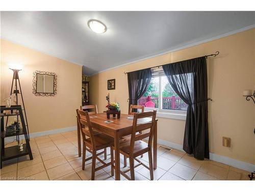 197 Fennell Avenue E, Hamilton, ON - Indoor Photo Showing Dining Room