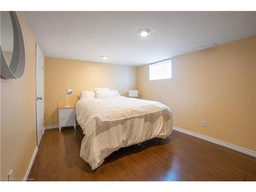 197 Fennell Avenue E, Hamilton, ON - Indoor Photo Showing Bedroom